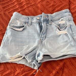 Old Navy light wash jean shorts size 0